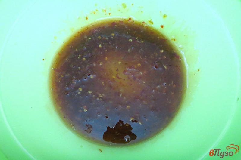 Фото приготовление рецепта: Бёдрышки в остром маринаде шаг №3