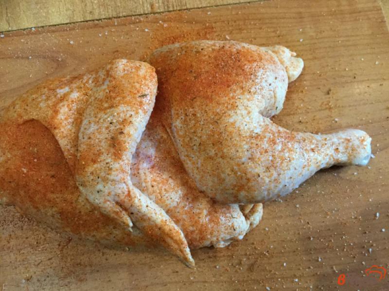Фото приготовление рецепта: Цыпленок, запеченный с овощами шаг №6