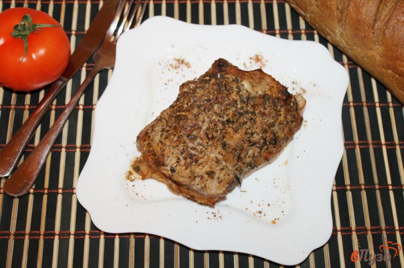 Фото приготовление рецепта: Запеченная свинина с рукаве с соевым соусом и чесноком шаг №6