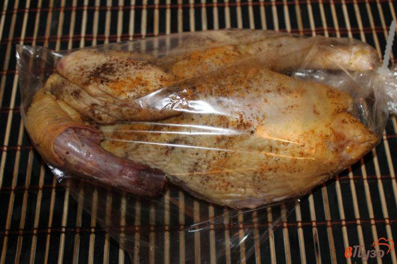 Фото приготовление рецепта: Курица со специями в рукаве для запекания шаг №3