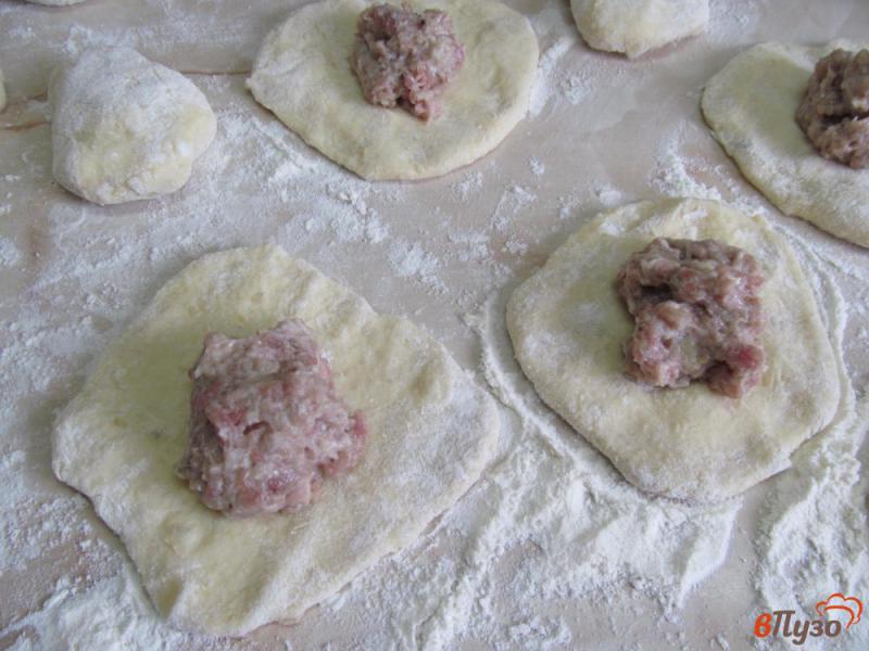 Фото приготовление рецепта: Картофельные галушки с мясным фаршем шаг №7