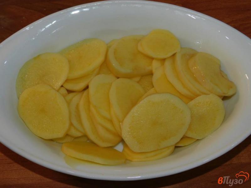 Фото приготовление рецепта: Картофель запеченный под сыром шаг №1