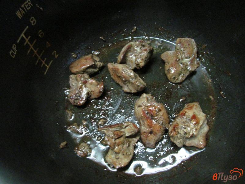 Фото приготовление рецепта: Каша «Артек» с грибами и печенью шаг №7