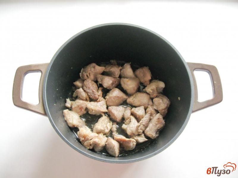Фото приготовление рецепта: Рис со свининой и тыквой шаг №2