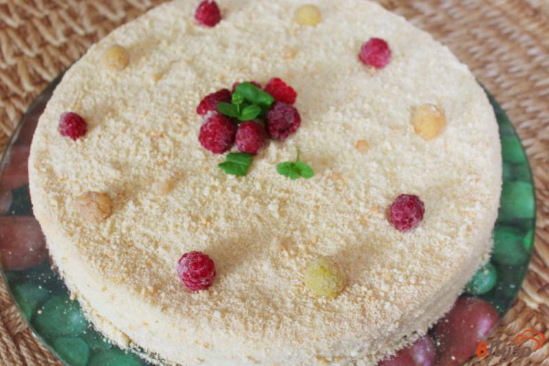Фото приготовление рецепта: Песочный торт с ванильным кремом шаг №11