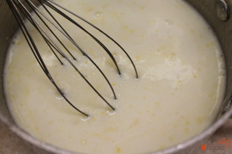 Фото приготовление рецепта: Песочный торт с ванильным кремом шаг №7