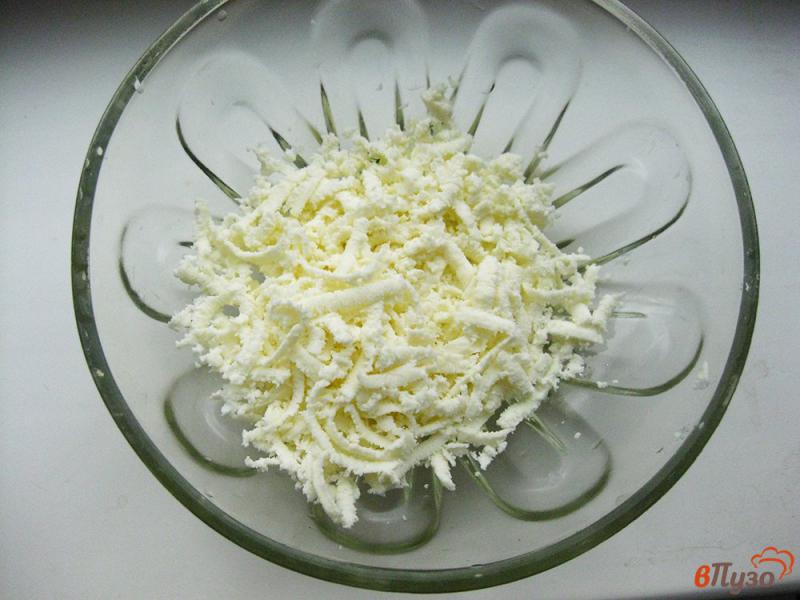 Фото приготовление рецепта: Сырные галушки с укропом шаг №1