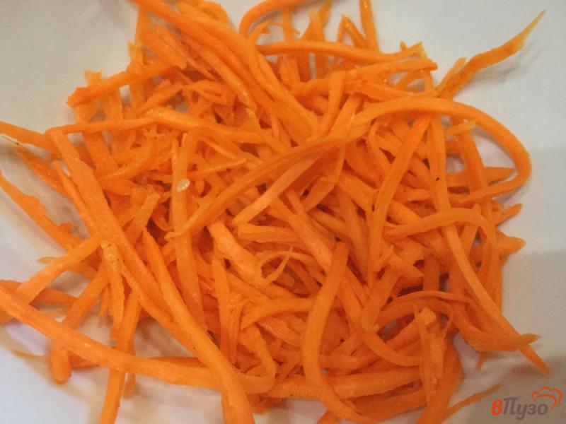 Фото приготовление рецепта: Салат из огурца и моркови шаг №2