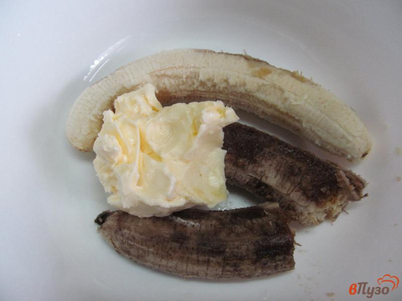 Фото приготовление рецепта: Банановые вафли шаг №1