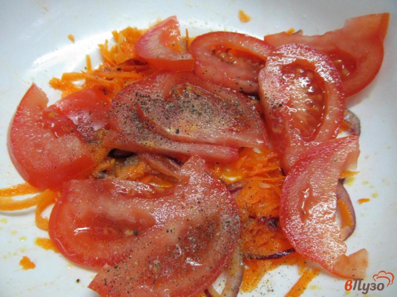 Фото приготовление рецепта: Помидорный салат с морковью шаг №2
