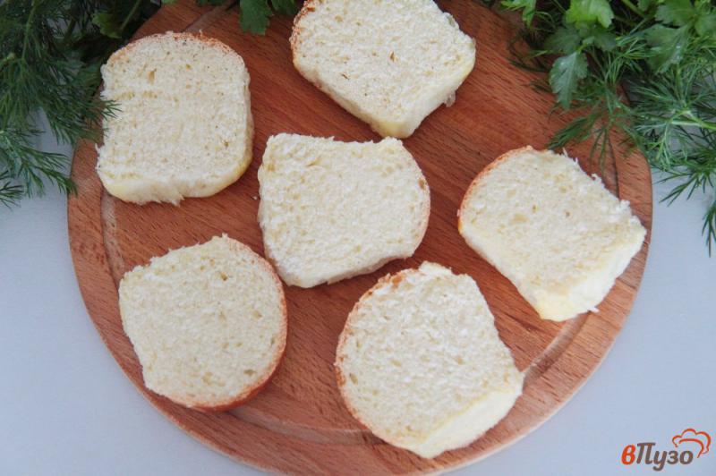 Фото приготовление рецепта: Бутерброды с ветчиной, сыром и огурцом шаг №1