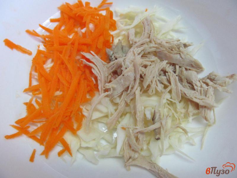 Фото приготовление рецепта: Салат из овощей с куриной грудкой шаг №2