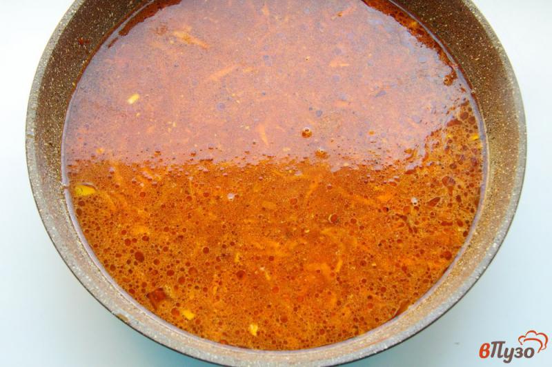 Фото приготовление рецепта: Тефтели с гречкой в томатном соусе шаг №7