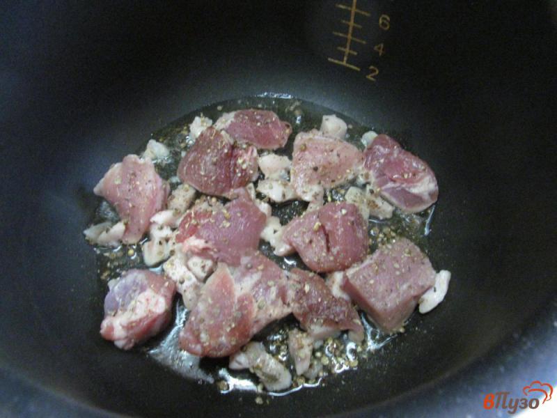 Фото приготовление рецепта: Овощи с мясом в собственном соку - в мультиварке шаг №2