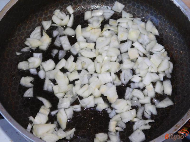 Фото приготовление рецепта: Картофельная запеканка с фаршем шаг №2