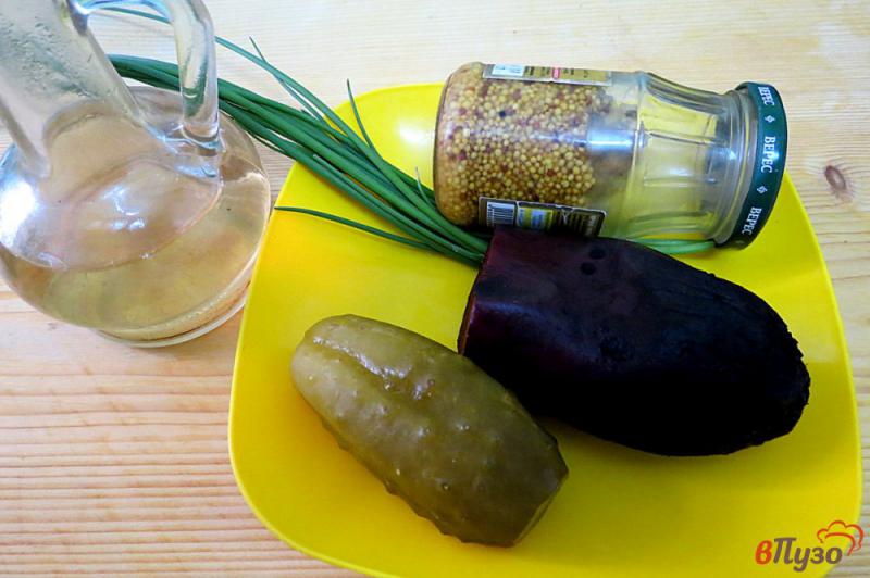 Фото приготовление рецепта: Салат из свеклы и солёного огурца шаг №1
