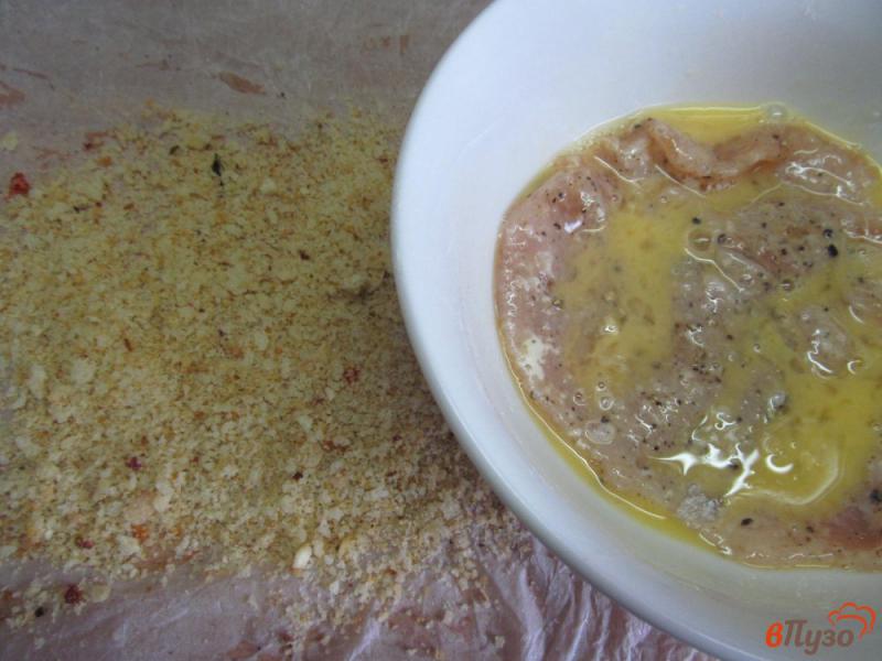 Фото приготовление рецепта: Шницель из куриного филе шаг №3
