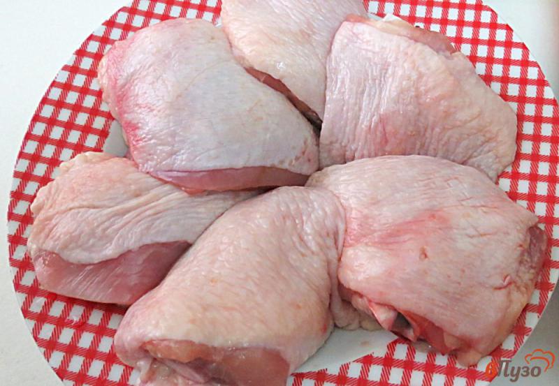 Фото приготовление рецепта: Куриные бёдра на сковороде гриль-газ шаг №1