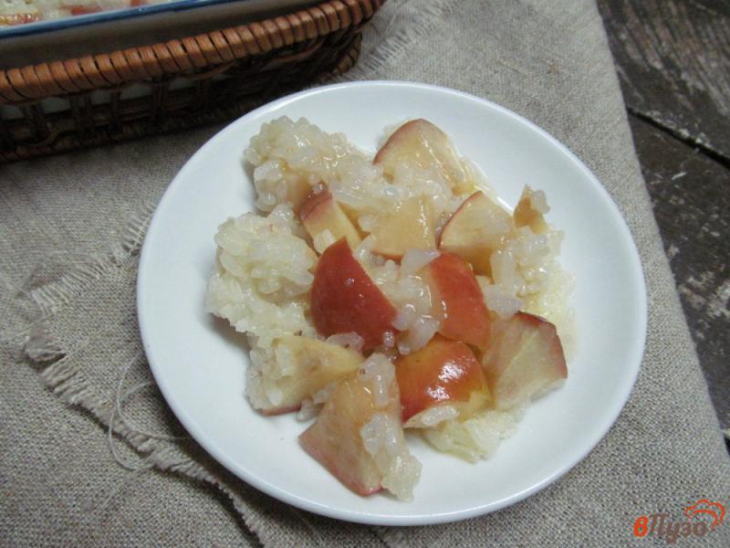 Фото приготовление рецепта: Запеченные яблоки с рисом шаг №8