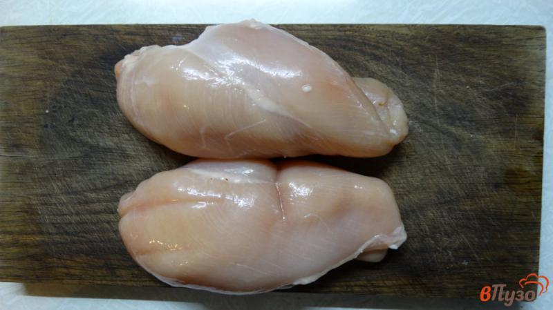 Фото приготовление рецепта: Курица с айвой в мультиварке шаг №1