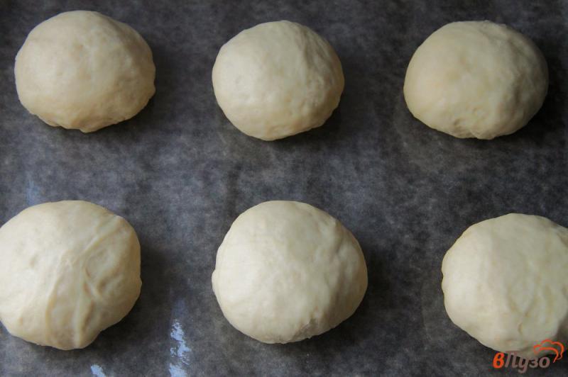 Фото приготовление рецепта: Венские булочки с сахарной посыпкой шаг №6