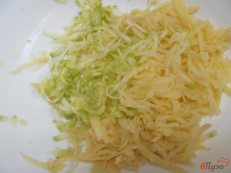 Фото приготовление рецепта: Греческие котлеты из кабачка и картофеля шаг №1