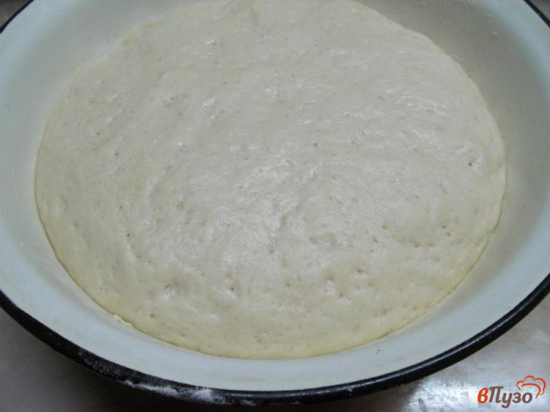 Фото приготовление рецепта: Хлеб на бульоне из шампиньона шаг №7
