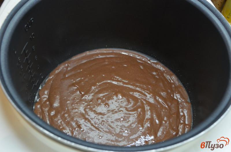 Фото приготовление рецепта: Шоколадный торт с шоколадным кремом шаг №5