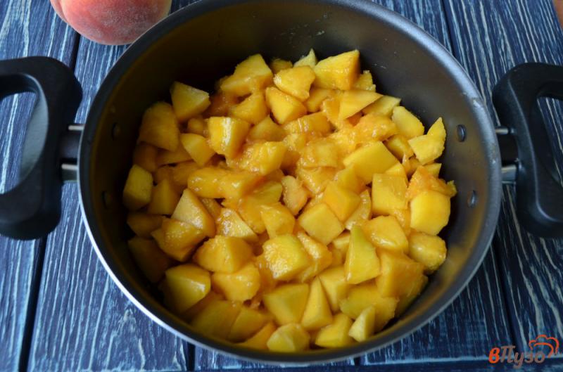 Фото приготовление рецепта: Варенье из персиков с апельсинами шаг №3