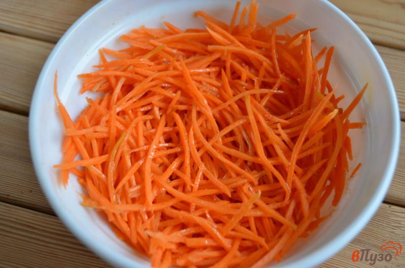 Фото приготовление рецепта: Морковь по-корейски «Любимый рецепт» шаг №7