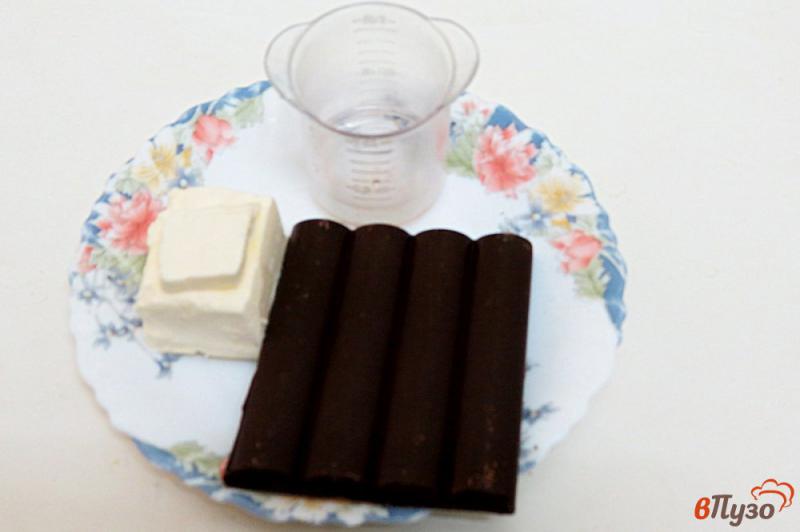Фото приготовление рецепта: Шоколадная глазурь для тортов шаг №1