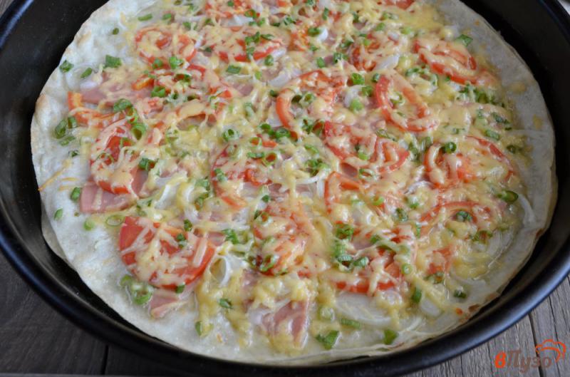 Фото приготовление рецепта: Пицца на лаваше в духовке шаг №6