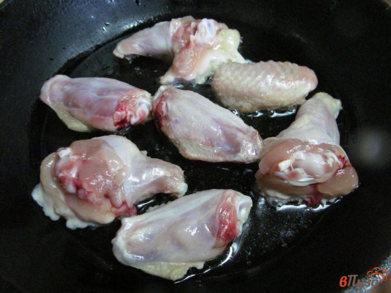 Фото приготовление рецепта: Куриные крылья в грузинском стиле шаг №1