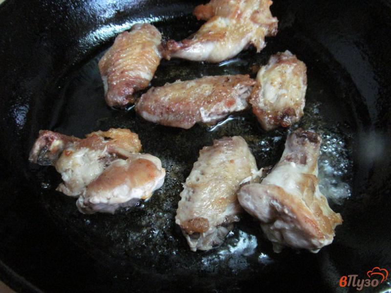 Фото приготовление рецепта: Куриные крылья в грузинском стиле шаг №2