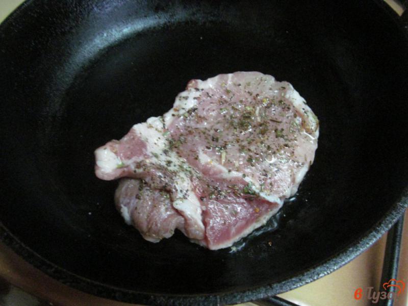 Фото приготовление рецепта: Свинина с апельсином шаг №2