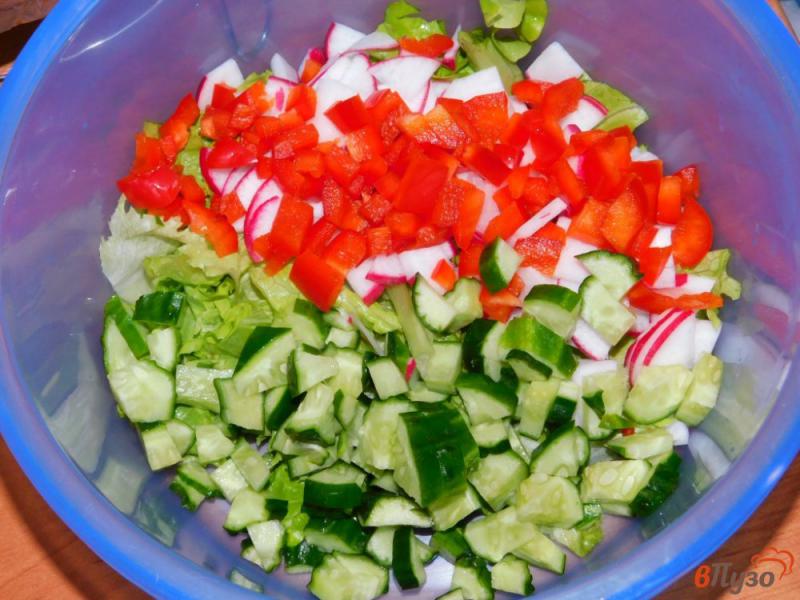 Фото приготовление рецепта: Салат витаминный, весенний шаг №3