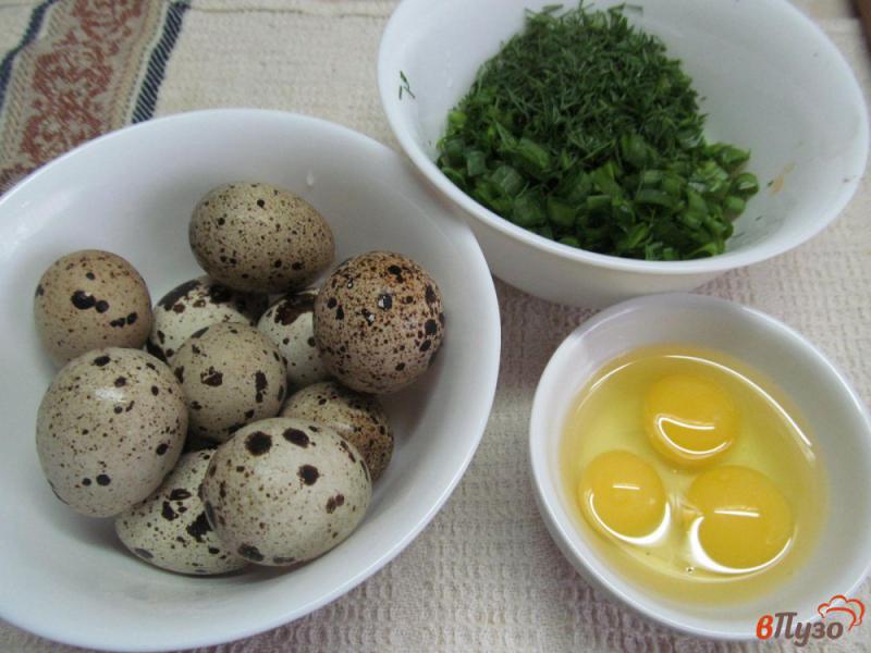 Фото приготовление рецепта: Суп со шпротами рисом и яйцом шаг №4