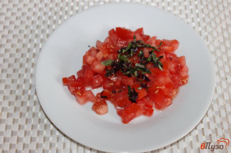 Фото приготовление рецепта: Отбивные с томатной сальсой и сыром шаг №5