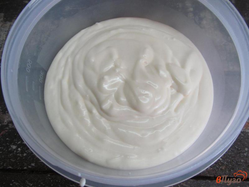 Фото приготовление рецепта: Клубничное мороженое с базиликом шаг №5