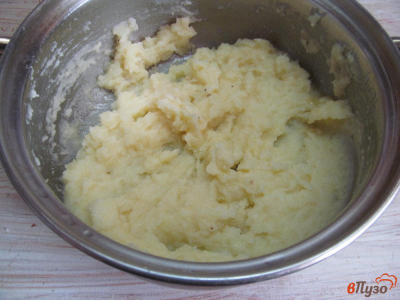 Фото приготовление рецепта: Картофельная запеканка с грибным соусом шаг №2