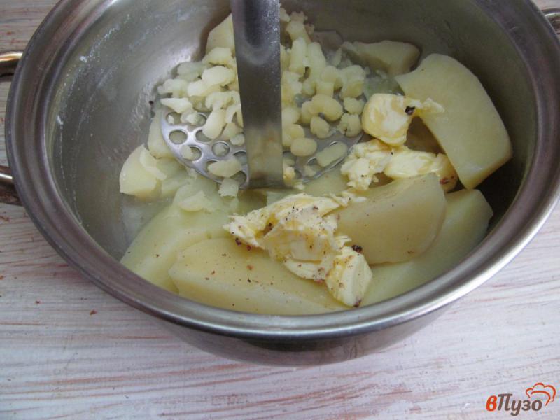 Фото приготовление рецепта: Картофельная запеканка с грибным соусом шаг №1