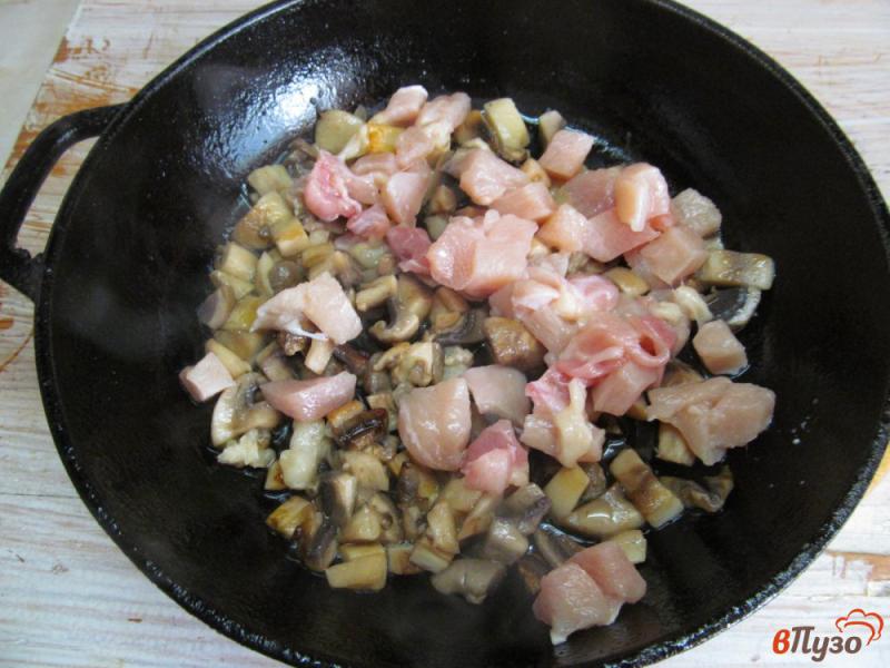 Фото приготовление рецепта: Картофельная запеканка с грибным соусом шаг №6