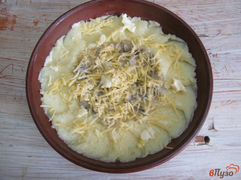 Фото приготовление рецепта: Картофельная запеканка с грибным соусом шаг №11