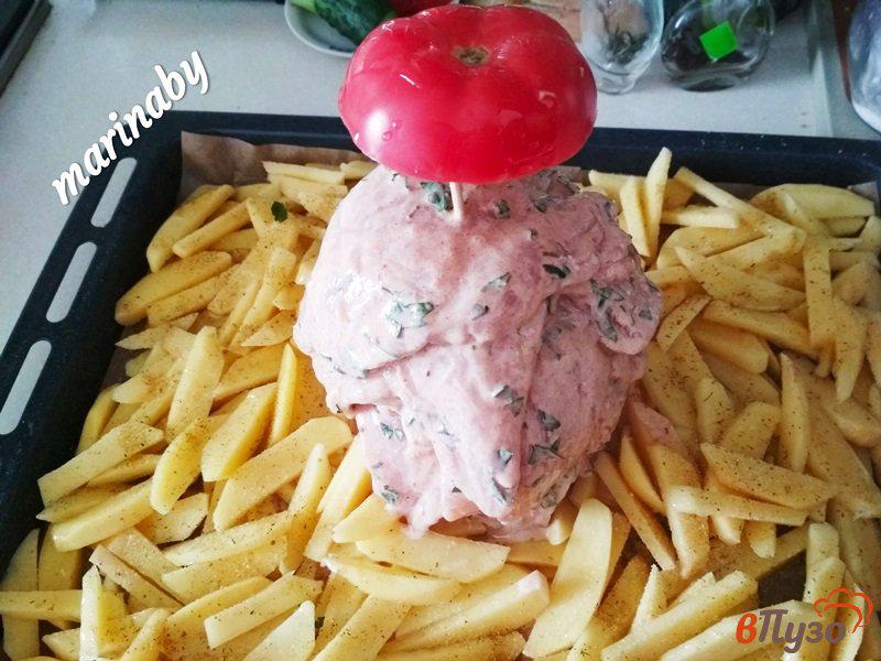 Фото приготовление рецепта: Кебаб из куриного филе в духовке с картофелем шаг №9