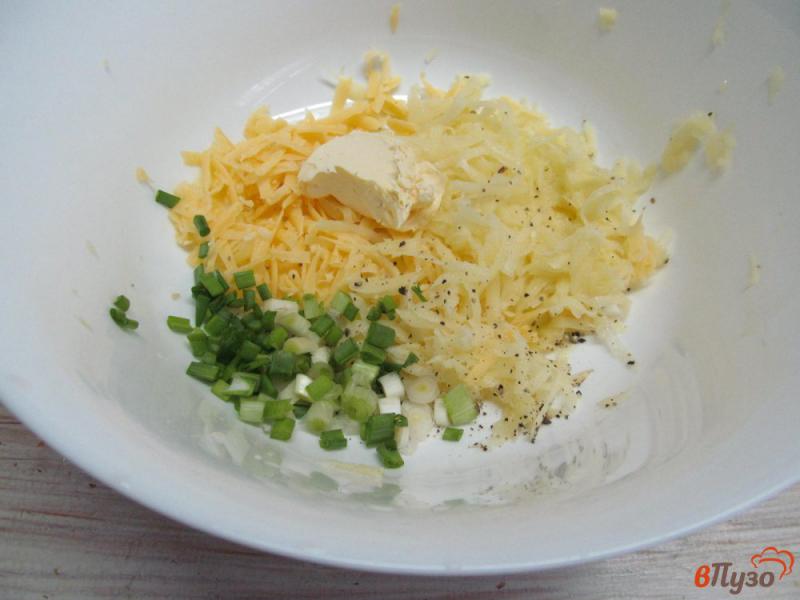 Фото приготовление рецепта: Картофель с яйцом в духовке шаг №2
