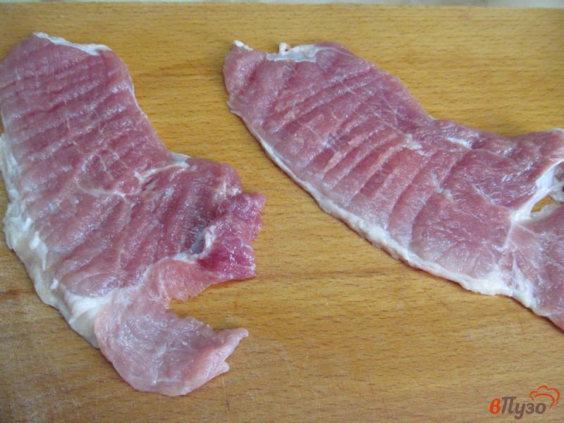 Фото приготовление рецепта: Отбивные из свинины в соевом соусе с крахмалом шаг №1
