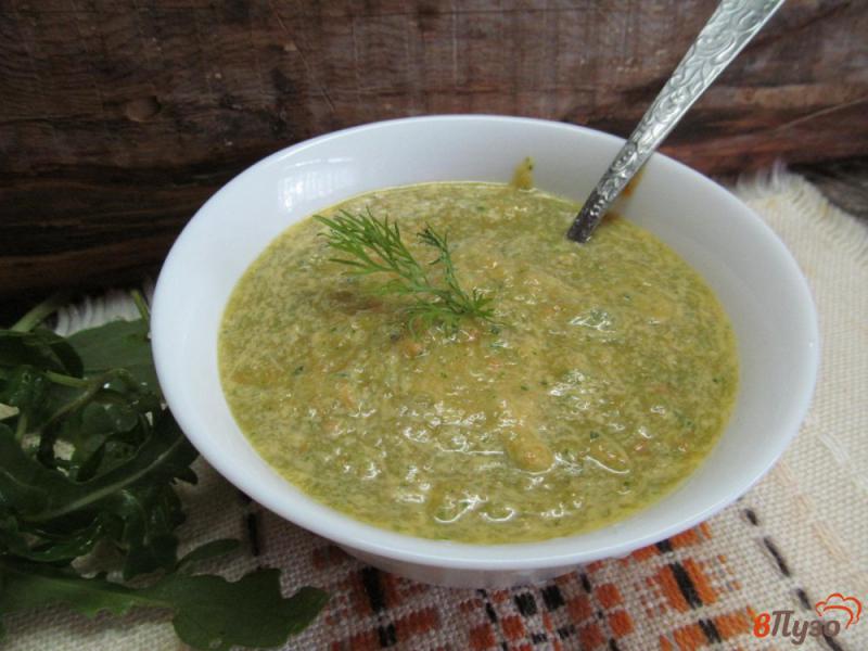 Фото приготовление рецепта: Холодный суп из кабачка с морковью и томатным соком шаг №7