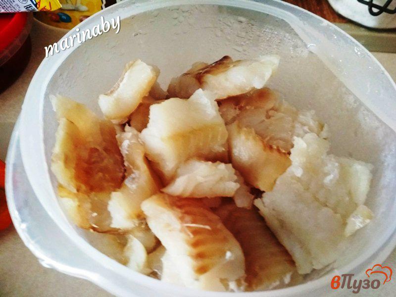 Фото приготовление рецепта: Филе минтая в маринаде из овощей шаг №1