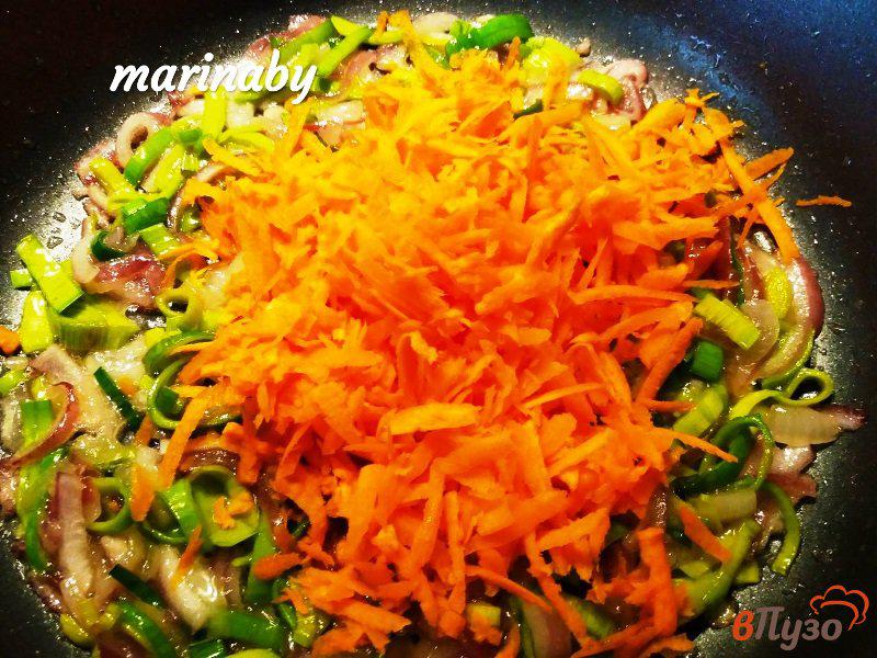 Фото приготовление рецепта: Спагетти с овощым соусом шаг №4