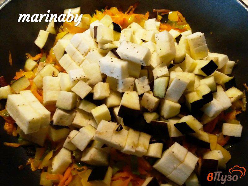 Фото приготовление рецепта: Спагетти с овощым соусом шаг №6